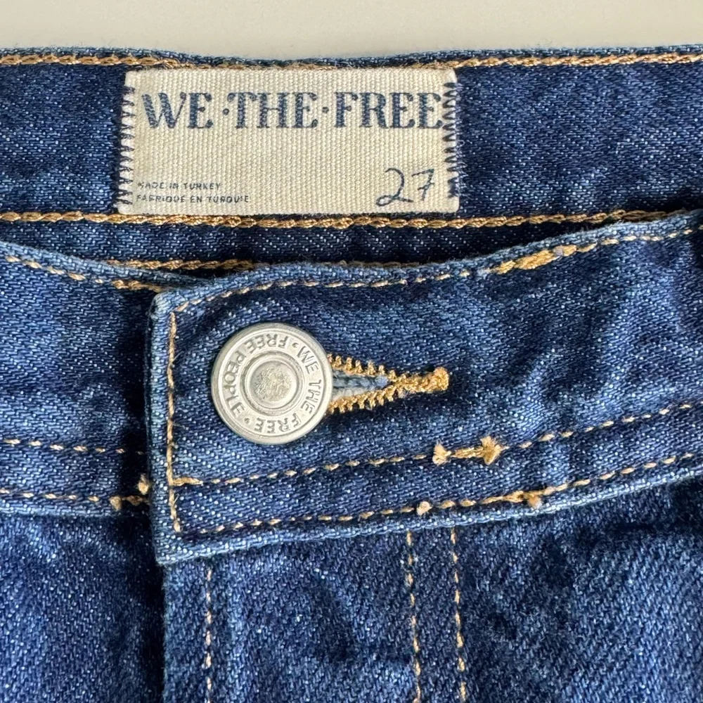 FREE PEOPLE We The Free‎ Maggie Mid Rise Straight Leg Raw Hem Jeans Size 27 - Picture 4 of 9